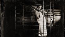 Karel Richtr: fotografie z výstavy Women: Scenes in the library