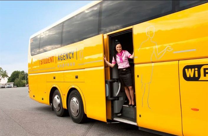Fotogalerie: Autobusy s novým označením RegioJet už jezdí na slovenské  vnitrostátní lince.