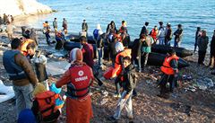 Rakousko: Agentura Frontex by měla vracet všechny uprchlíky z Řecka do Turecka