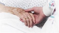 Zpoplatněná eutanazie zůstane v Německu nadále trestná