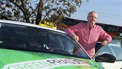 Majitel Student Agency Radim Janura pedstavil nové vozy své taxisluby Tick...