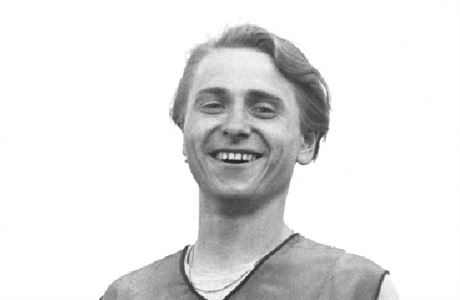 Zdenk Koubek (Zdeka Koubková) na snímku z roku 1934.