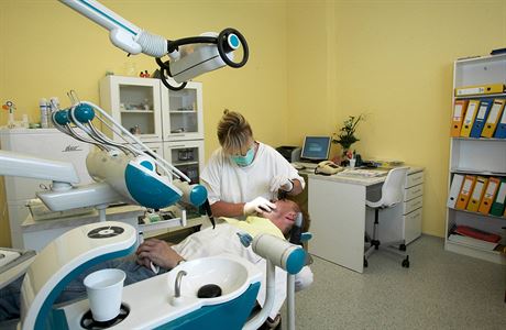 Zubní ordinace - ilustraní foto.