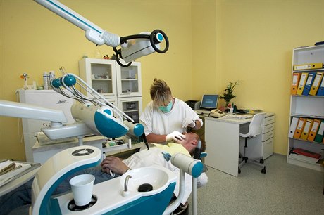 Zubní ordinace - ilustraní foto.