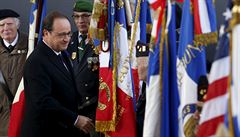 Francouzský prezident Francois Hollande pi oslavách Dne válených veterán.