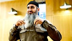 Mulla Krekar m�l bu�ku �ídit p�ímo z v�zení.