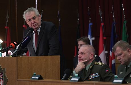 Prezident Milo Zeman na velitelském shromádní Armády R v Praze.