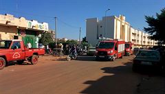 Okolí hotelu  Radisson Blu v maliském hlavním mst Bamaku.
