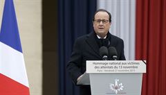 Pro znien IS udlme ve, slbil Hollande na piet za obti teroru