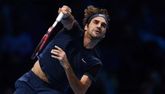 Roger Federer ve finále Turnaje mistr vyzve Novaka Djokovie. Potetí za...