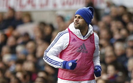 Naštvaný náhradník Diego Costa.