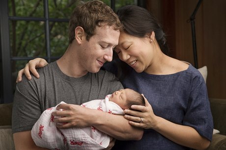 Mark Zuckerberg se svou manelkou Priscillou a dcerou Max.