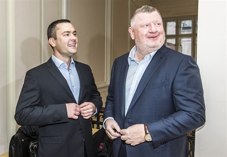Kauza Oleo u soudu. Ivo Rittig (vpravo) a advokát David Michal.