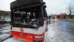 Praha kvli zhadnm porm odstav 47 kloubovch autobus