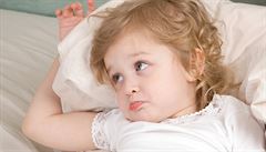 Problémy se spánkem má i čím dál víc dětí, říká odborník