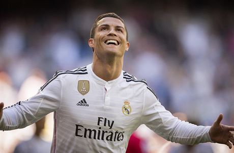 Cristiano Ronaldo se raduje ze vstelené branky.