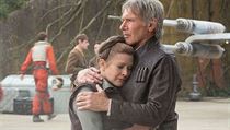 Harrison Ford (jako Han Solo) a Carrie Fisherová (princezna Leia) se vrací ke...