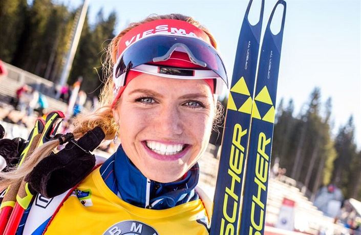 Gabriela Soukalová v cíli stíhacího závodu v Pokljuce.