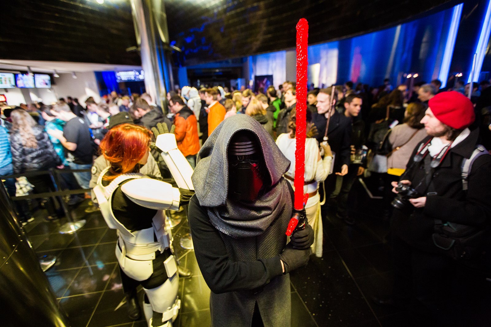 P�lno�ní premiéra Star Wars na And�lu.
