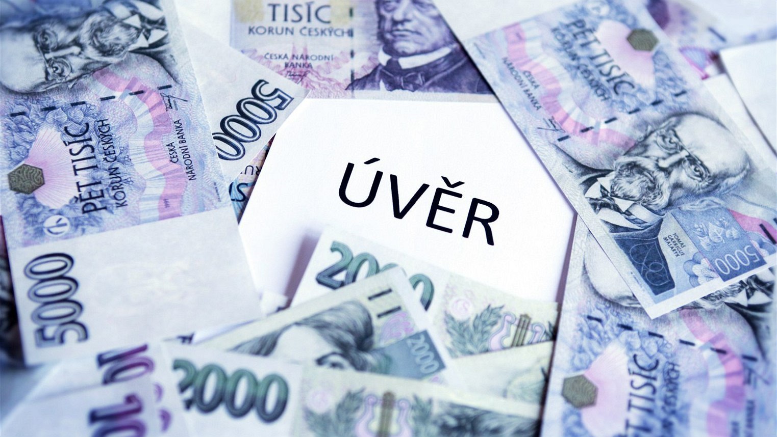 Úv�r
