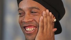 Zahraje si Ronaldinho po boku Zemana? Brazilskou legendu lk vcarsk Sion