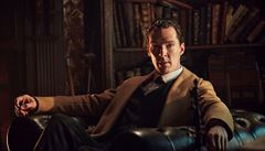 Sherlock: Pízraná nevsta.  Benedict Cumberbatch v titulní roli.