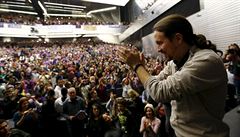 Podemos - levicové hnutí charismatického politologa Pabla Iglesiase (snímek z...