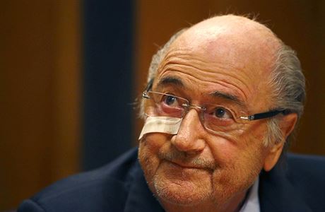 Potrestan prezident FIFA Sepp Blatter.