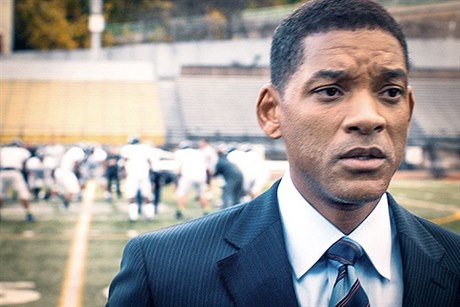 Will Smith ve filmu Concussion.