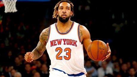 Basketbalista New Yorku Derrick Williams.