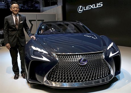 Listopadový autosalon v Tokiu. Lexus LF-FC je elektromobil s pohonem na...