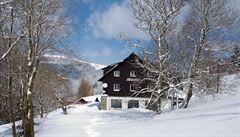 Nabdl oputnm lidem ubytovn v hotelu zdarma, strhla se lavina