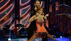 Jitka Schneiderov s tanenm partnerem Markem Ddkem pi jednom z finlovch tanc. Vybojovali druh msto.