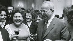 Gustáv Husák v roce 1974 pi oslavách MD