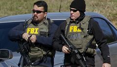 Agenti FBI zadrželi v Praze muže. Brutálně mučil majitele lékárny