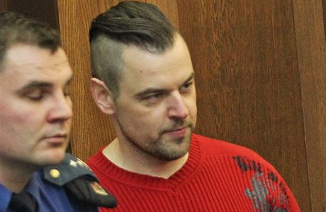 Petr Kramný pichází 7. ledna k soudu.