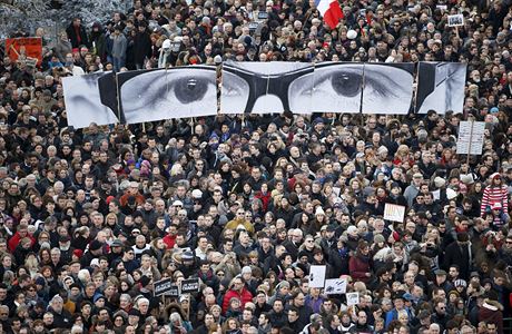 Paíský pietní pochod za obti atentátu na Charlie Hebdo (archivní snímek z...