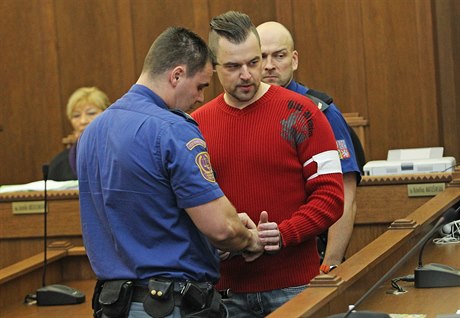 Petr Kramný si u soudu 7. ledna vyslechl 28letý trest.