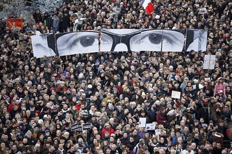 Paíský pietní pochod za obti atentátu na Charlie Hebdo (archivní snímek z...