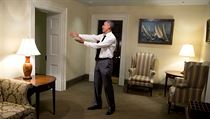 Barack Obama zve dovnit dalho nvtvnka