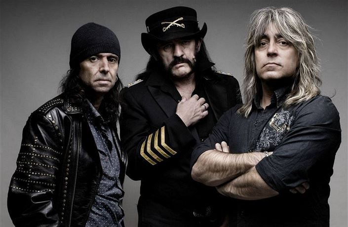 Zemřel frontman skupiny Motörhead Lemmy Kilmister. Kapela proto skončí |  Video | Lidovky.cz