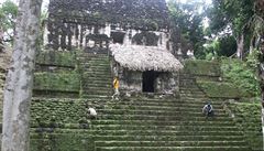V Tikalu je moné navtívit mnoho chrám