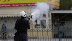 Policie v Bahrajnu zasahuje proti demonstrantm.