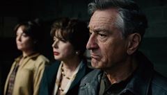 Otce hlavní hrdinky si ve filmu Joy zahrál Robert De Niiro.