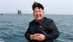Kim ong-un dohlíí na test balistické stely