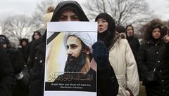 Demonstrace amerických muslim proti saúdskoarabskému reimu (Dearborn,...