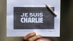 Tuka jako symbol kreslíe. Rok po atentátu na Charlie Hebdo vylo zvlátní...