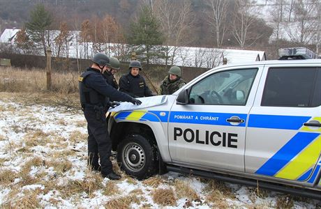 Policisté zaali istit muniní areál ve Vlachovicích.