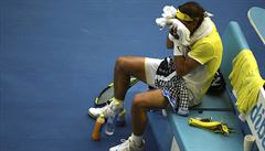 Rafael Nadal bhem prvního kola Australian Open.