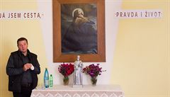 Komunistický poslanec Zden�k Ondrá�ek uspo�ádal debatu s ob�any v husitském...